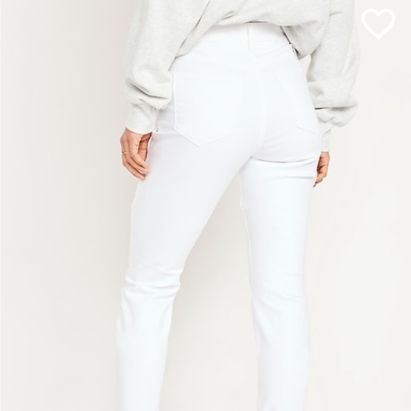 Old Navy White Straight Leg Jeans - Picture 2 of 9